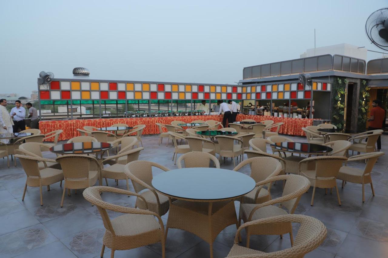 Hotel Haris Mg Road Gurugram Gurgaon Exteriör bild