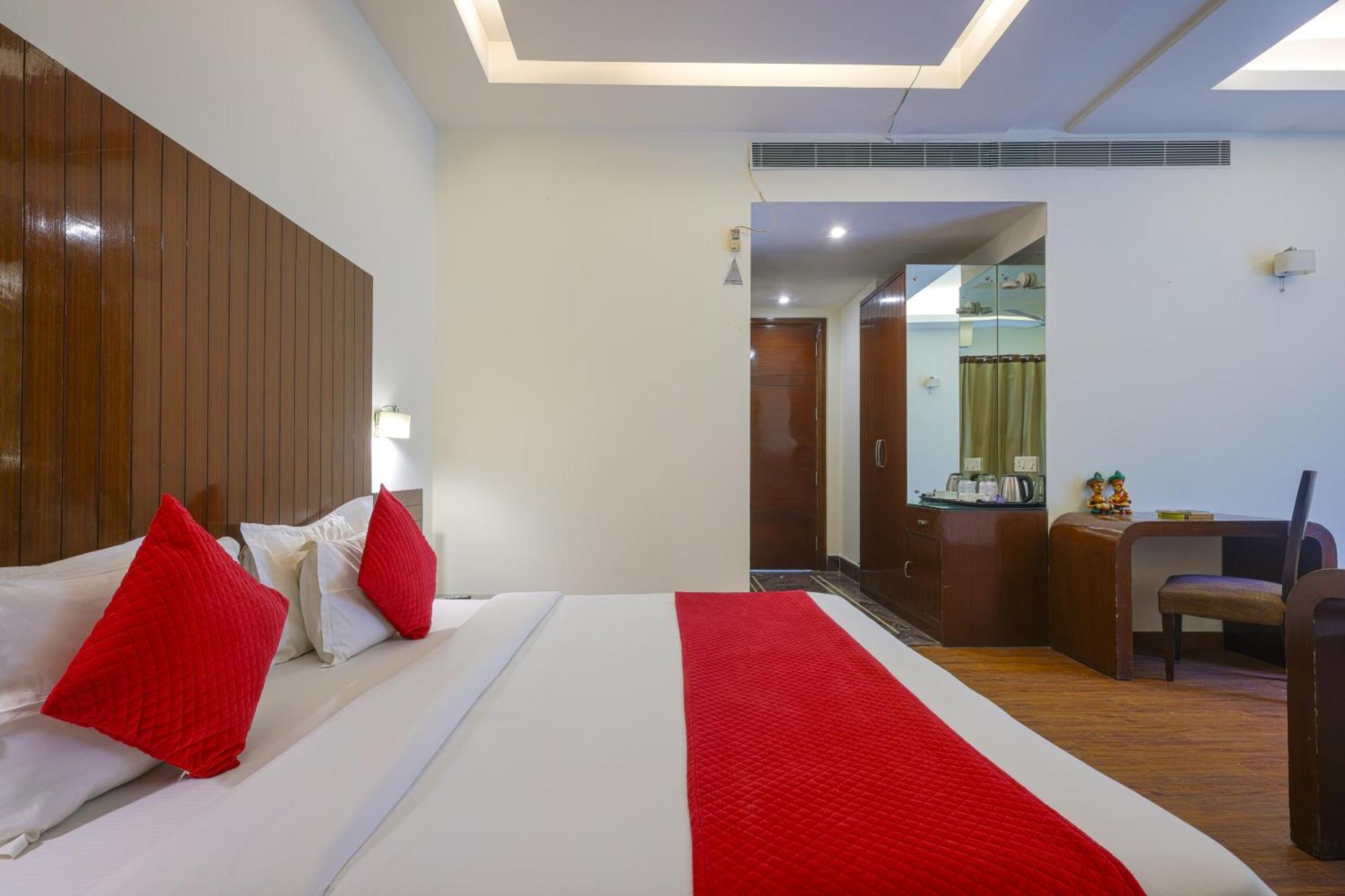 Hotel Haris Mg Road Gurugram Gurgaon Exteriör bild