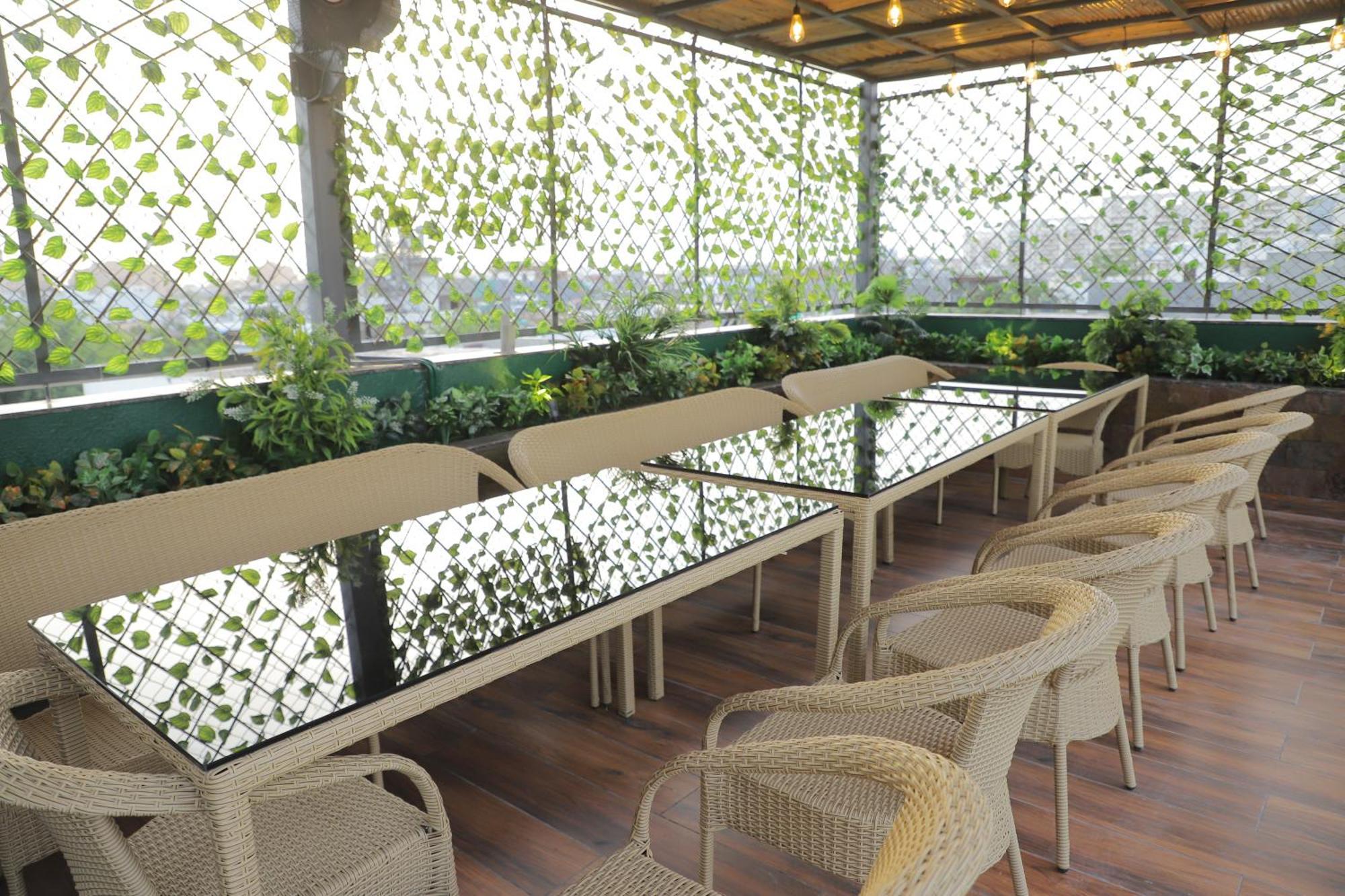 Hotel Haris Mg Road Gurugram Gurgaon Exteriör bild