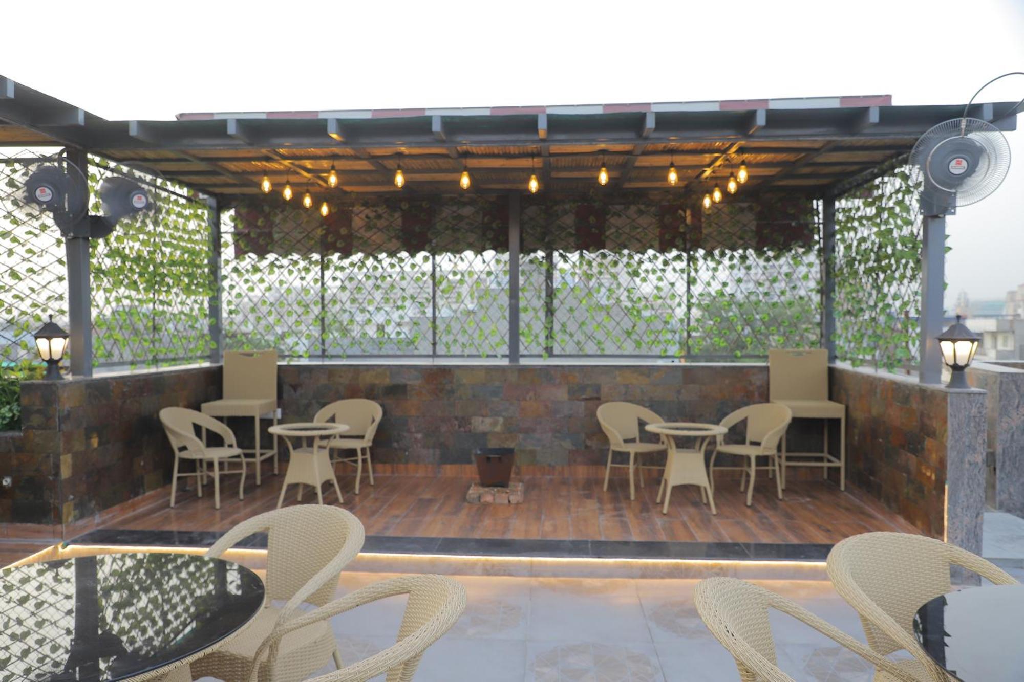 Hotel Haris Mg Road Gurugram Gurgaon Exteriör bild