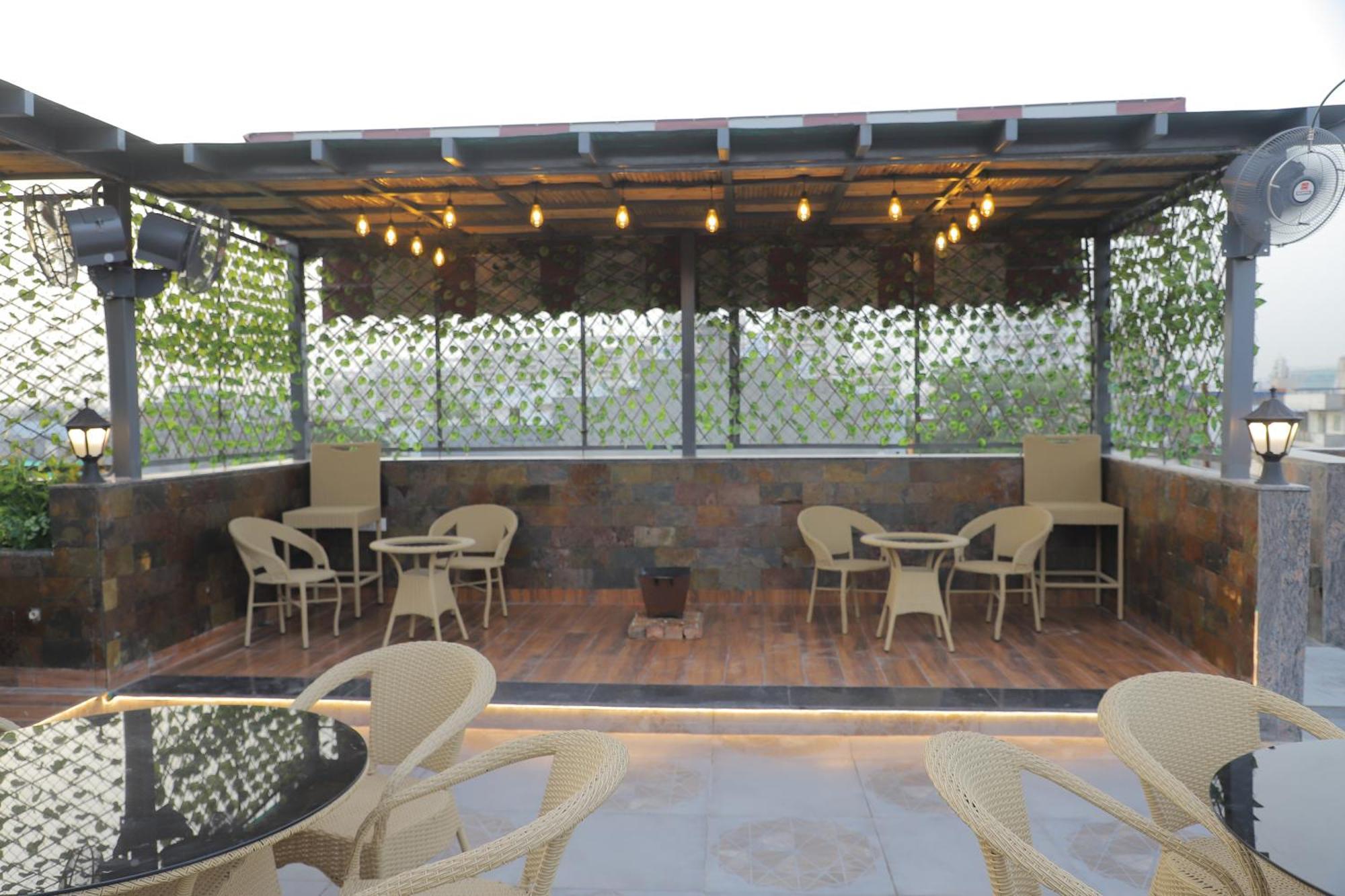 Hotel Haris Mg Road Gurugram Gurgaon Exteriör bild