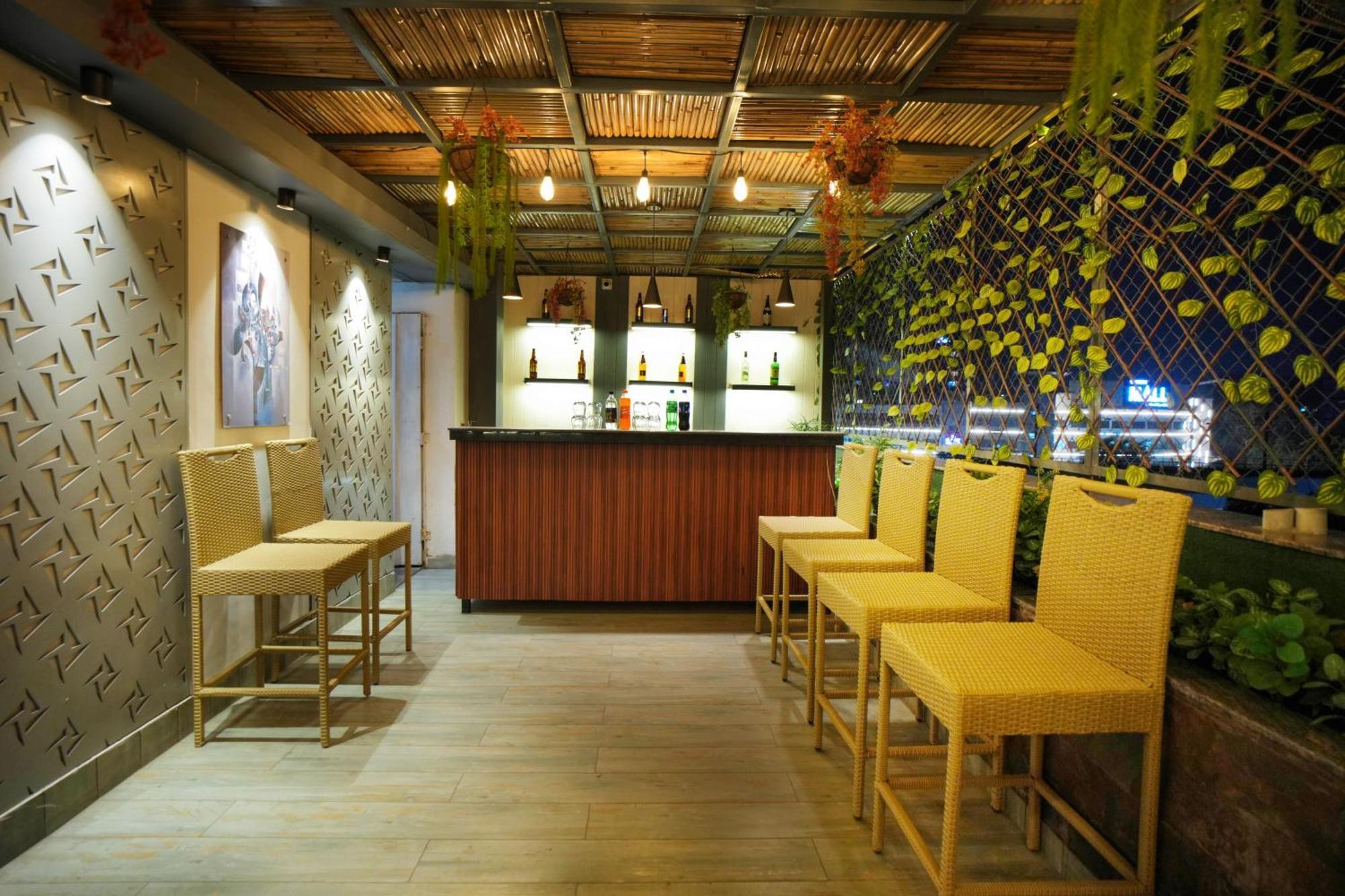 Hotel Haris Mg Road Gurugram Gurgaon Exteriör bild