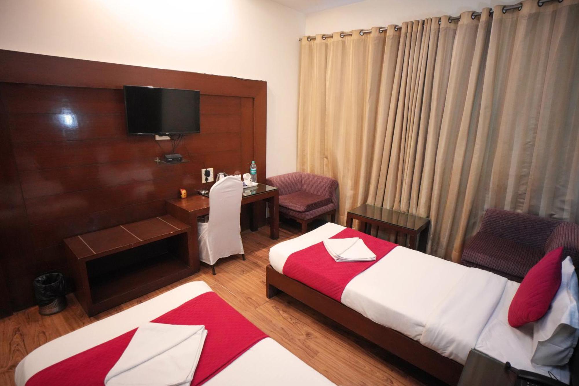 Hotel Haris Mg Road Gurugram Gurgaon Exteriör bild