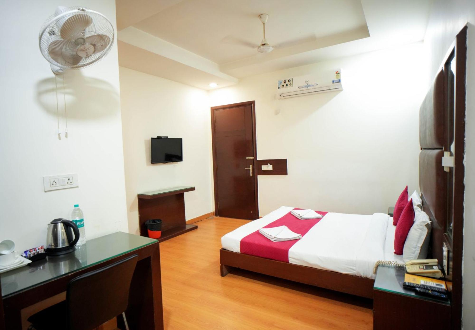 Hotel Haris Mg Road Gurugram Gurgaon Exteriör bild